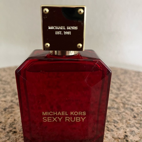 Michael Kors Sexy Ruby Eau de Parfum - Rich Red 3.4oz - Picture 2 of 3